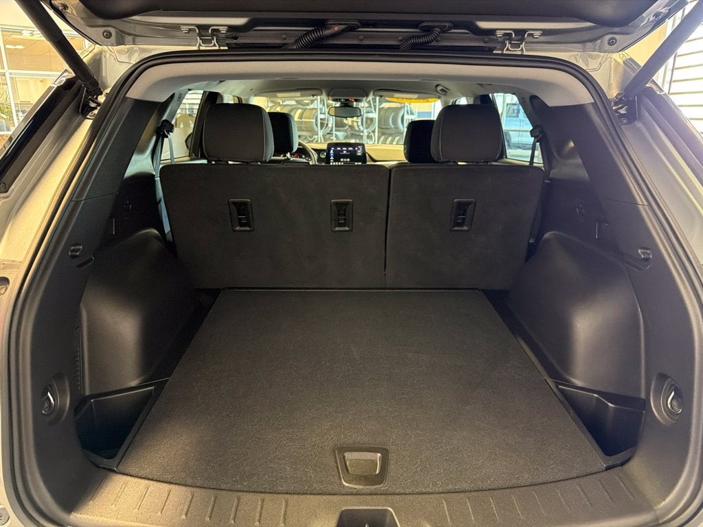 2025 Chevrolet Blazer LT 2LT w/ Convenience & Driver Confidence