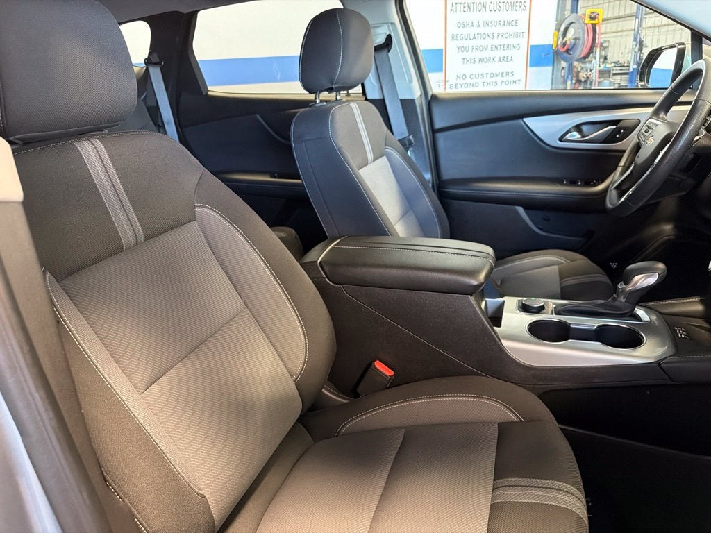 2025 Chevrolet Blazer LT 2LT w/ Convenience & Driver Confidence