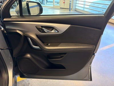 2025 Chevrolet Blazer LT 2LT w/ Convenience & Driver Confidence