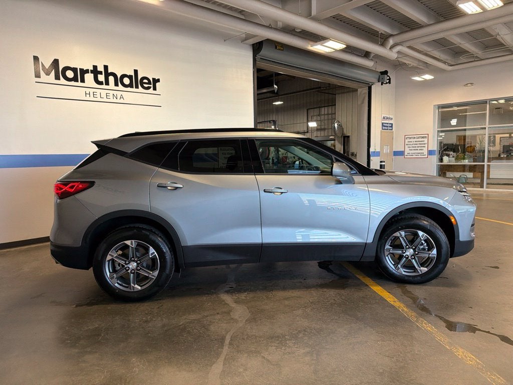 2025 Chevrolet Blazer LT 2LT w/ Convenience & Driver Confidence