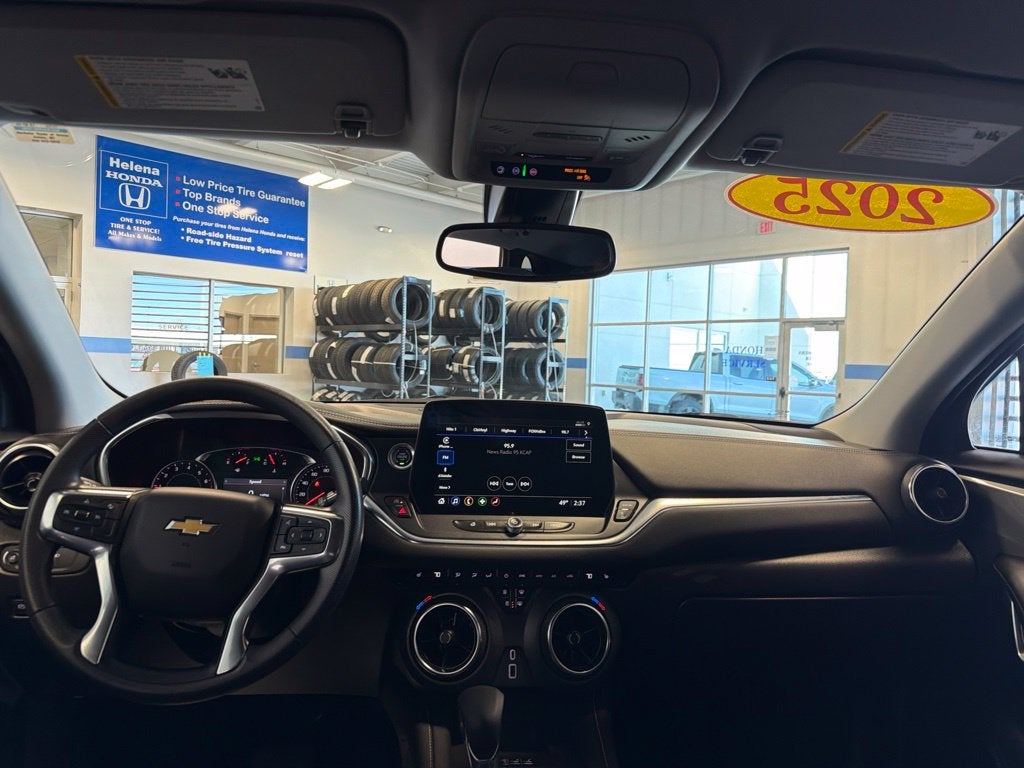 2025 Chevrolet Blazer LT 2LT w/ Convenience & Driver Confidence