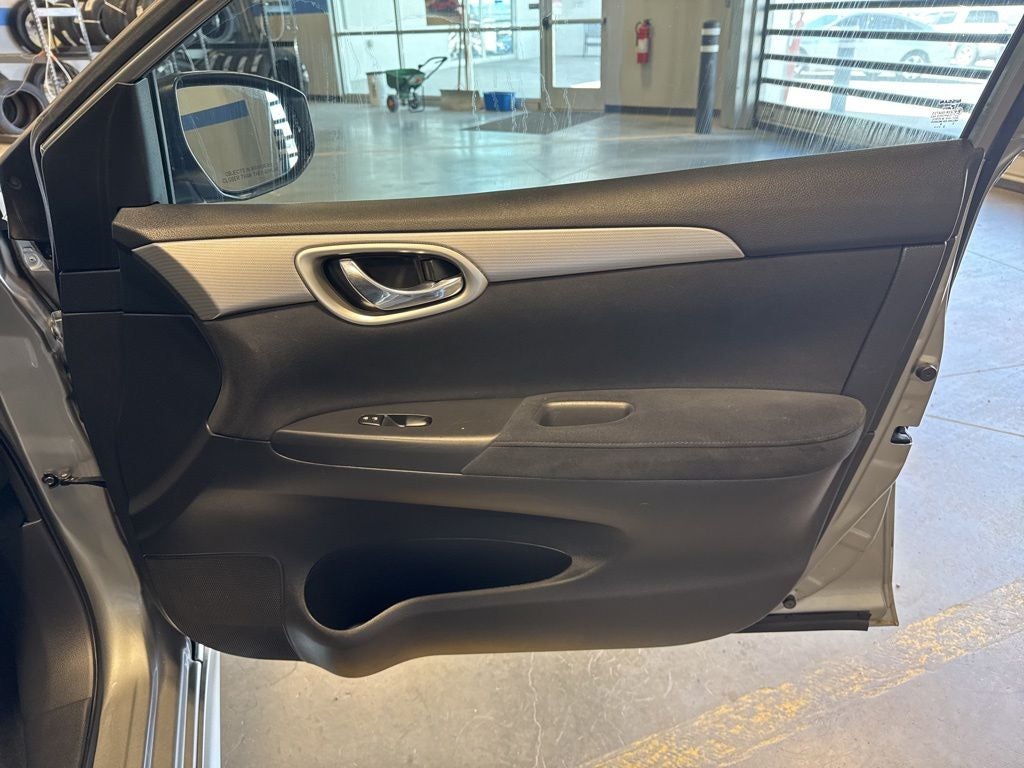 2014 Nissan Sentra SR w/ Drivers Pkg