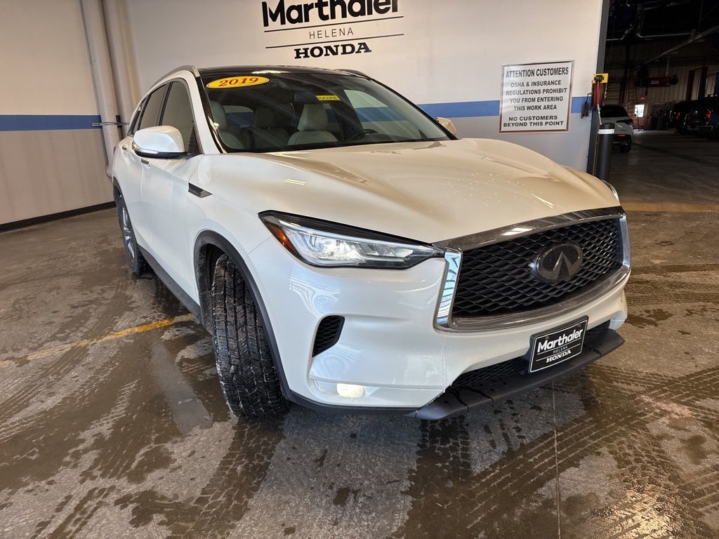 2019 INFINITI QX50 LUXE w/ Nav Pkg
