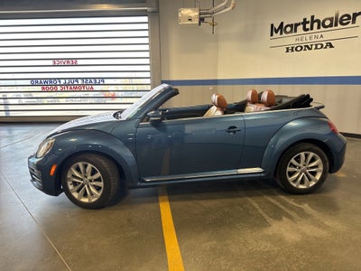 2017 Volkswagen Beetle 1.8T S w/ Nav