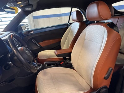 2017 Volkswagen Beetle 1.8T S w/ Nav