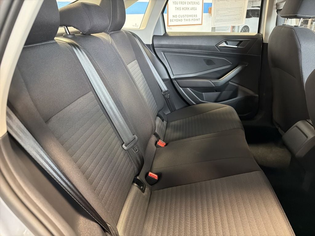 2025 Volkswagen Jetta 1.5T S w/ Adaptive Cruise