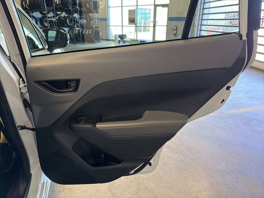 2025 Subaru Crosstrek Sport w/ BLIS & Moonroof
