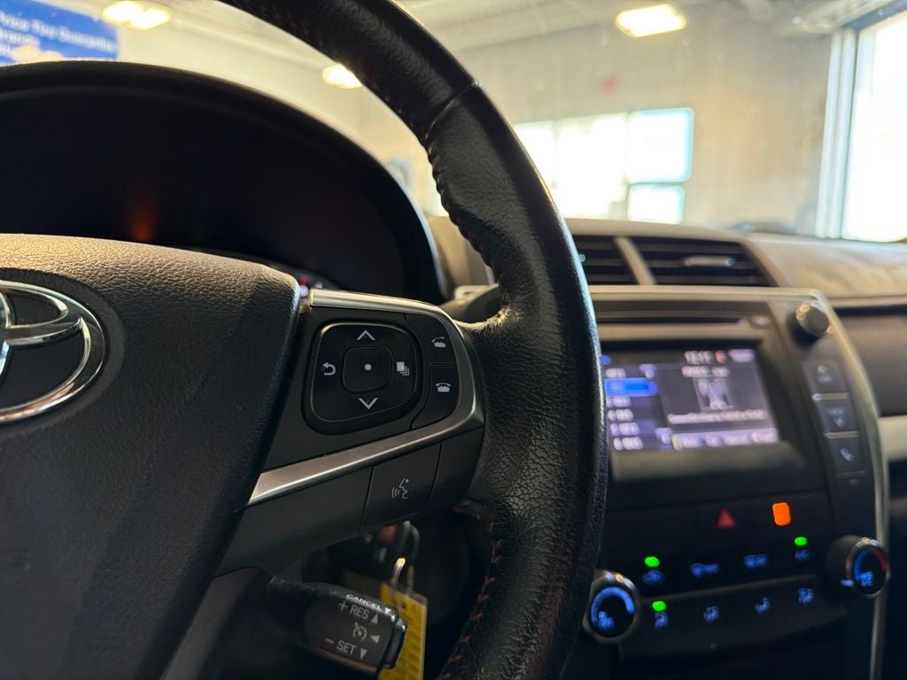 2016 Toyota Camry SE