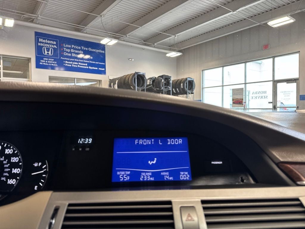 2009 Toyota Avalon XLS V6 w/ Sunroof