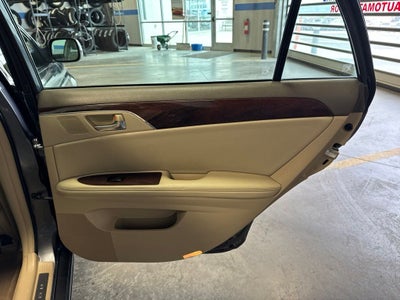 2009 Toyota Avalon XLS V6 w/ Sunroof