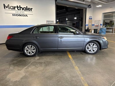 2009 Toyota Avalon XLS V6 w/ Sunroof