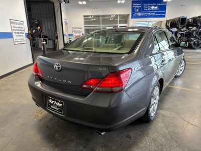 2009 Toyota Avalon XLS V6 w/ Sunroof