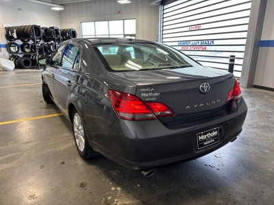 2009 Toyota Avalon XLS V6 w/ Sunroof