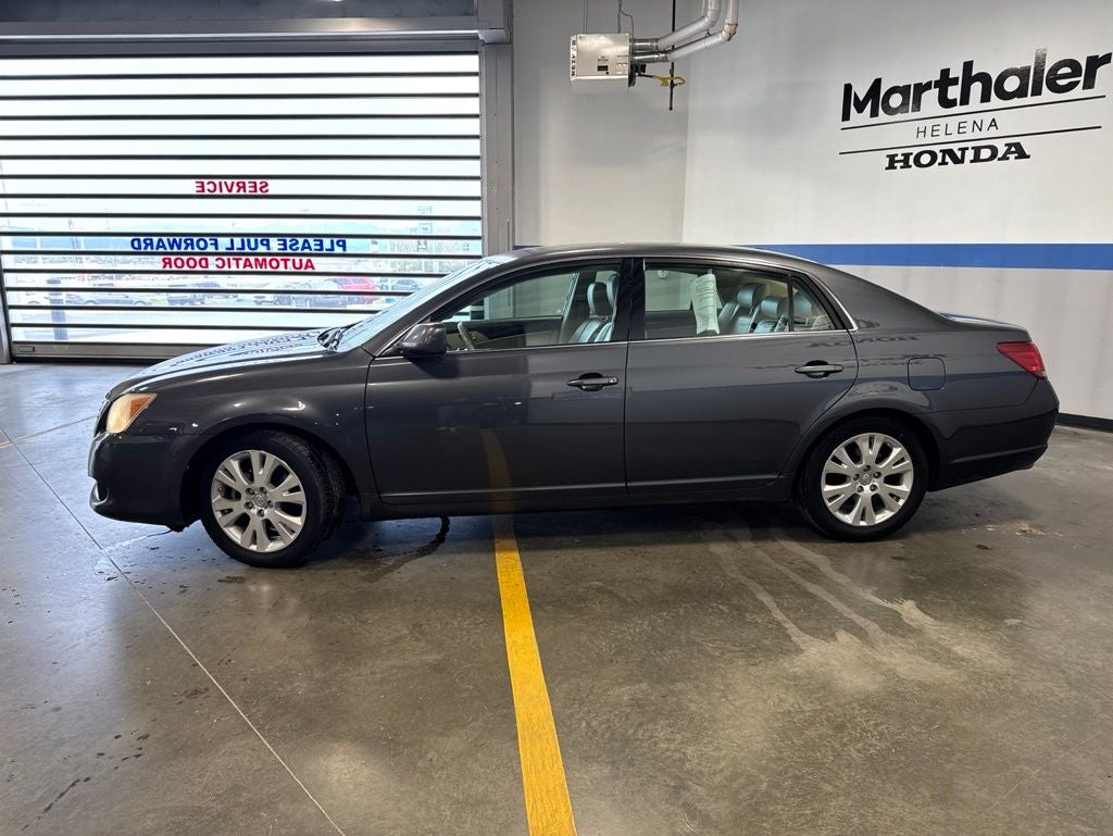 2009 Toyota Avalon XLS V6 w/ Sunroof