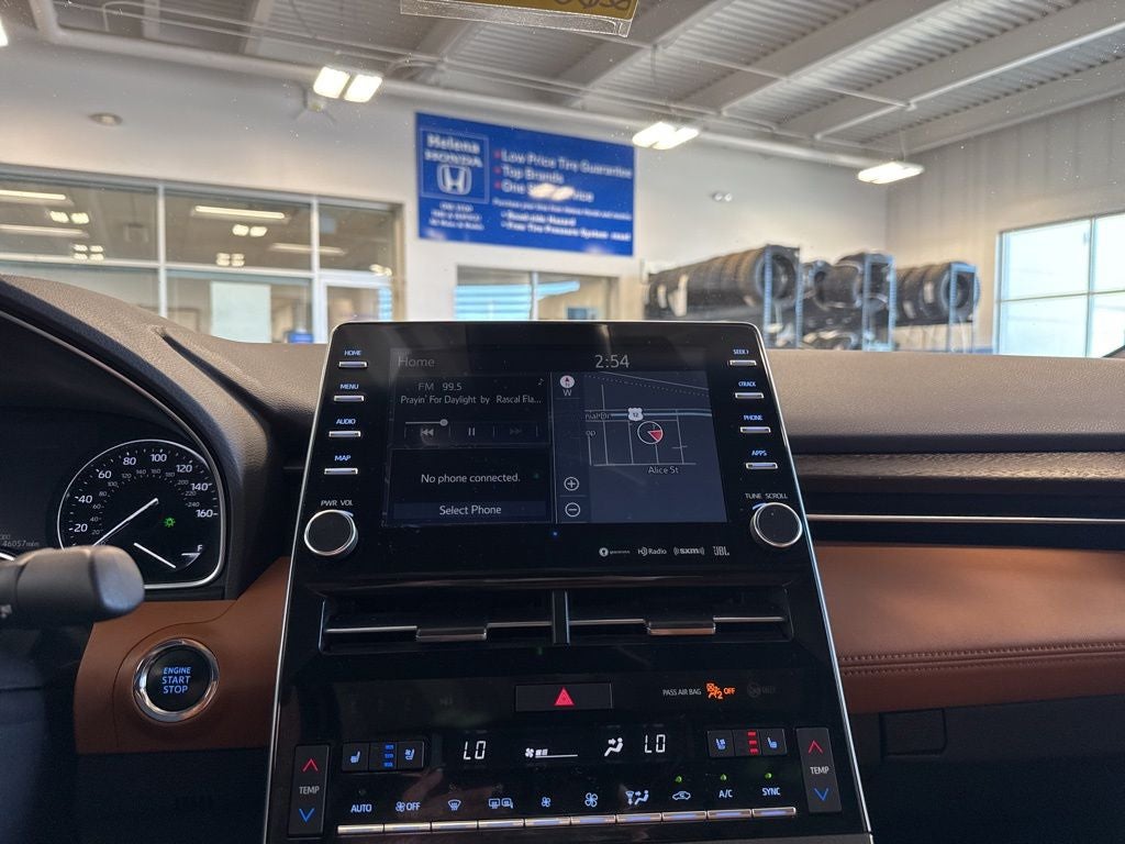 2019 Toyota Avalon Limited w/ Advanced Safety Pkg