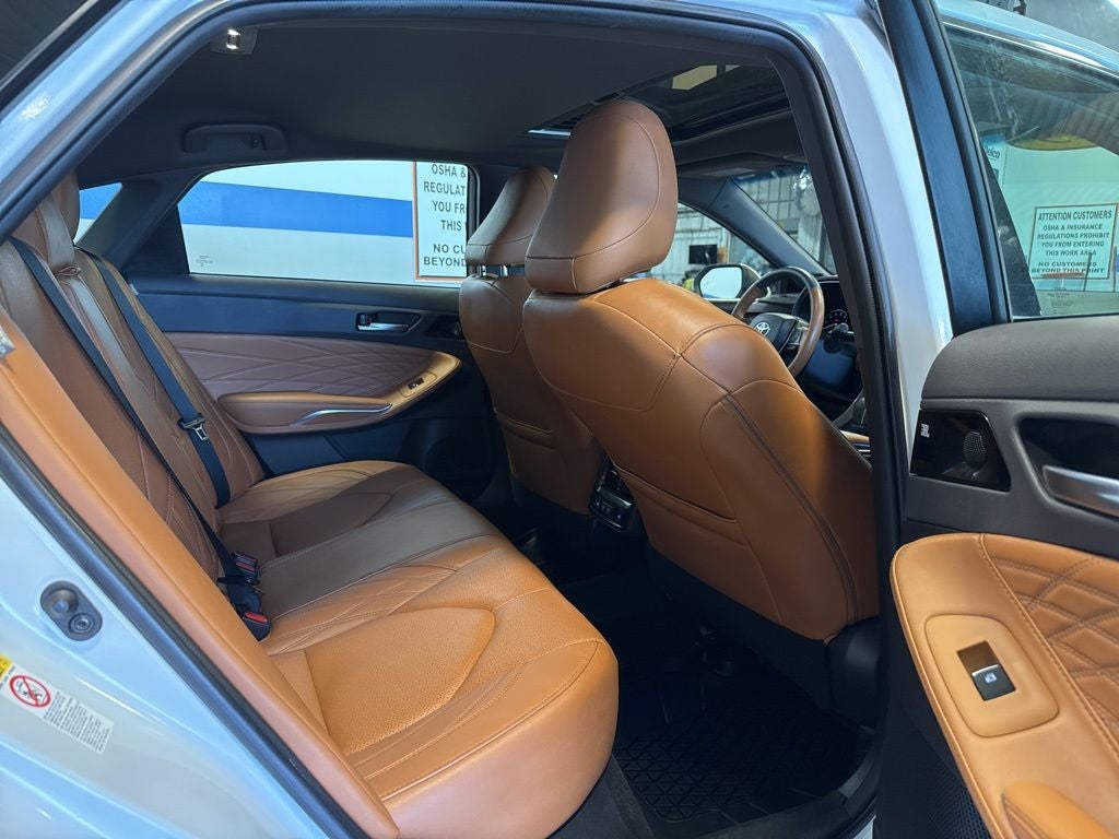 2019 Toyota Avalon Limited w/ Advanced Safety Pkg