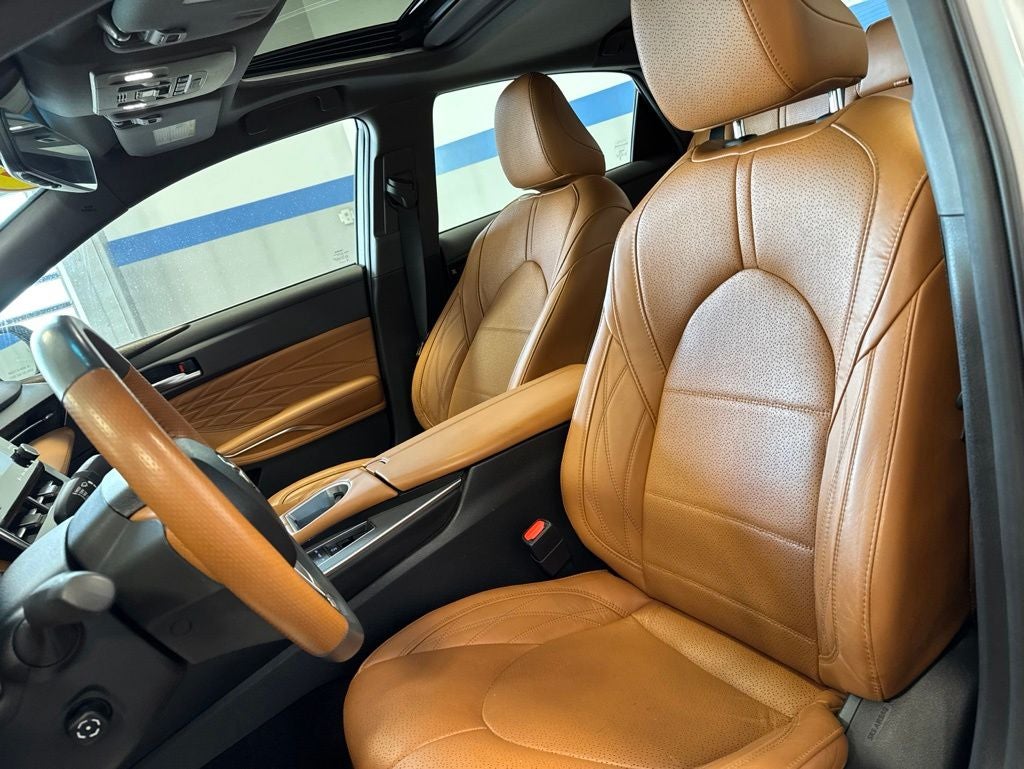 2019 Toyota Avalon Limited w/ Advanced Safety Pkg