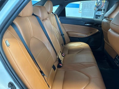 2019 Toyota Avalon Limited w/ Advanced Safety Pkg