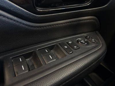 2023 Honda Odyssey Touring w/ Nav & Moonroof