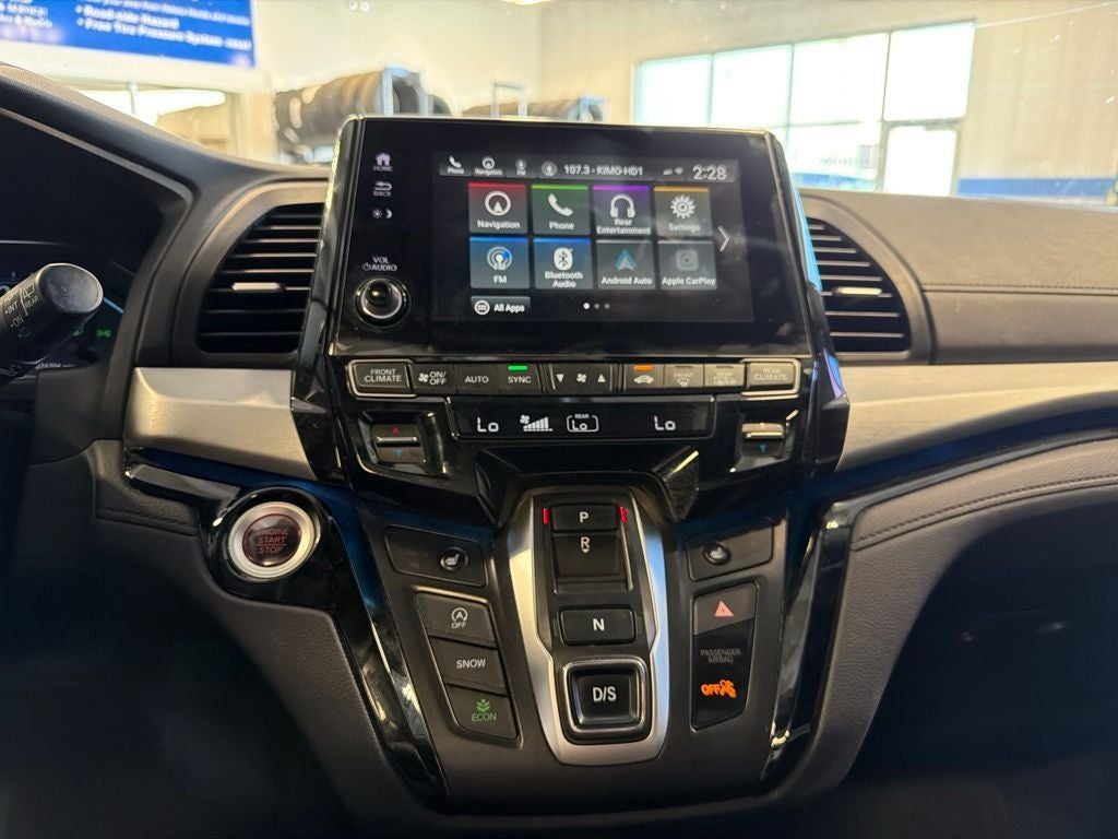 2023 Honda Odyssey Touring w/ Nav & Moonroof
