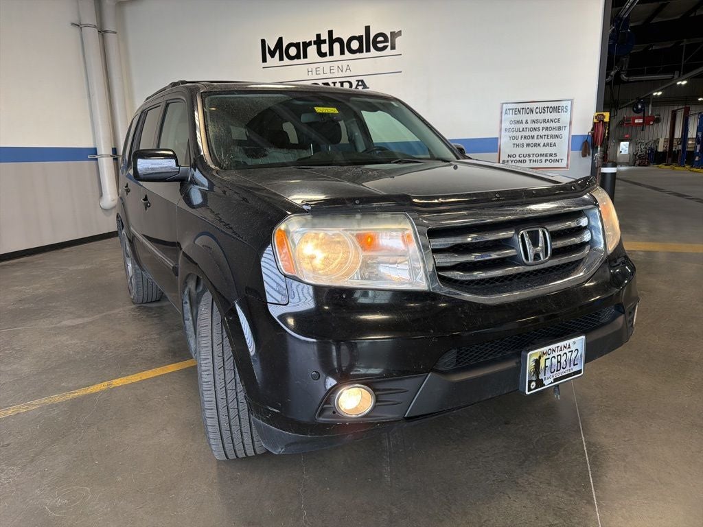 2013 Honda Pilot Touring w/ Nav & RES