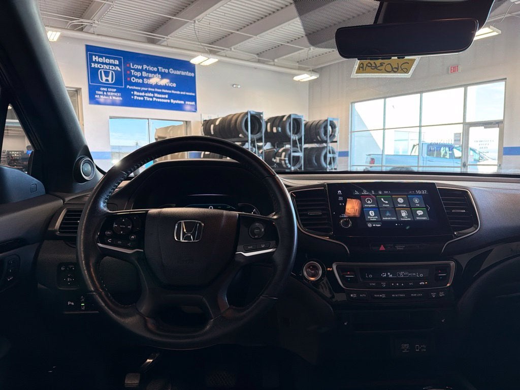 2021 Honda Passport Touring w/ Nav