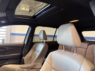 2021 Honda Passport Touring w/ Nav