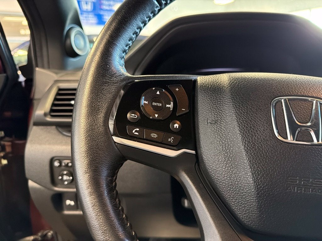 2021 Honda Passport Touring w/ Nav
