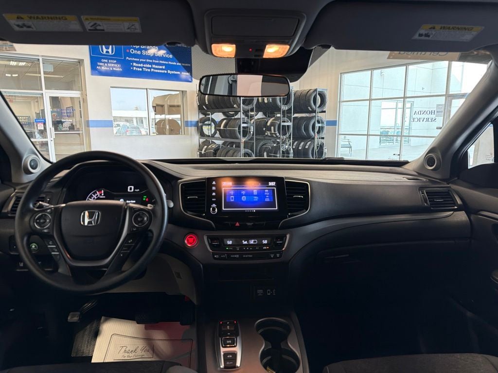 2022 Honda Ridgeline Sport w/ Utility Pkg