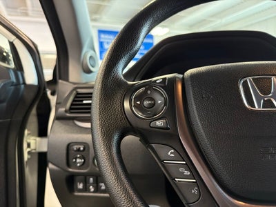 2022 Honda Ridgeline Sport w/ Utility Pkg