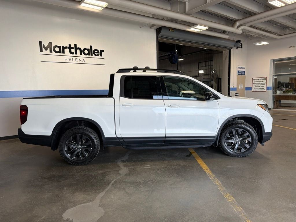 2022 Honda Ridgeline Sport w/ Utility Pkg