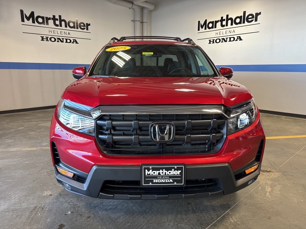 2025 Honda Ridgeline RTL w/ Utility Pkg