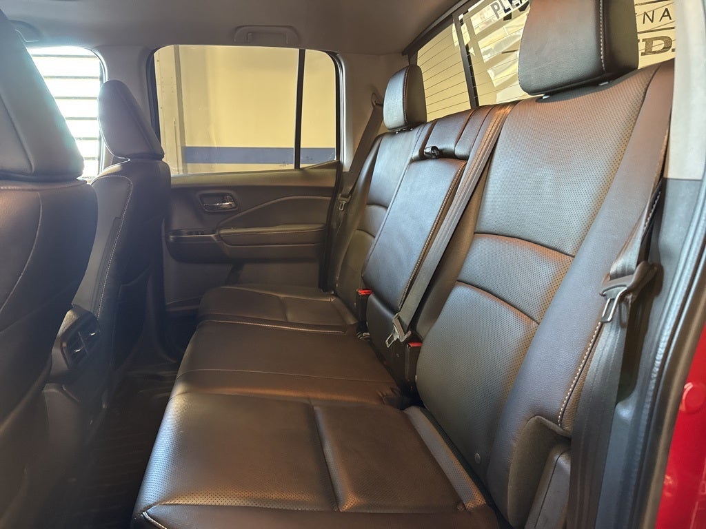 2025 Honda Ridgeline RTL w/ Utility Pkg