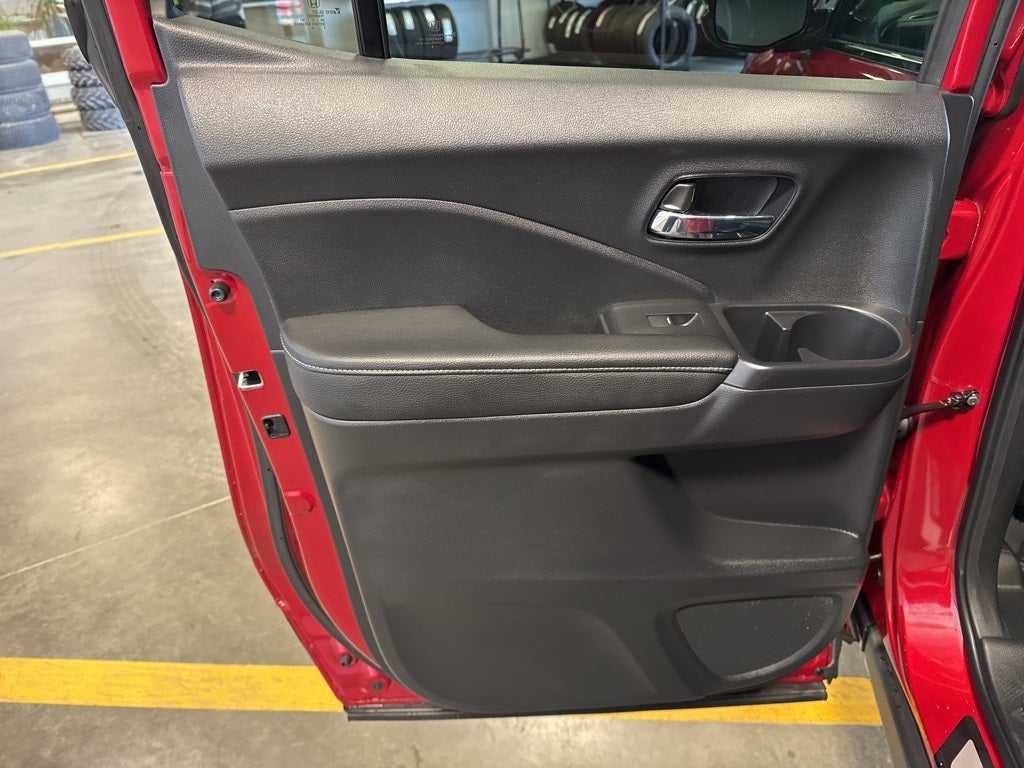 2025 Honda Ridgeline RTL w/ Utility Pkg