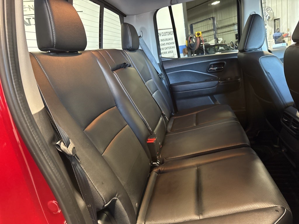 2025 Honda Ridgeline RTL w/ Utility Pkg