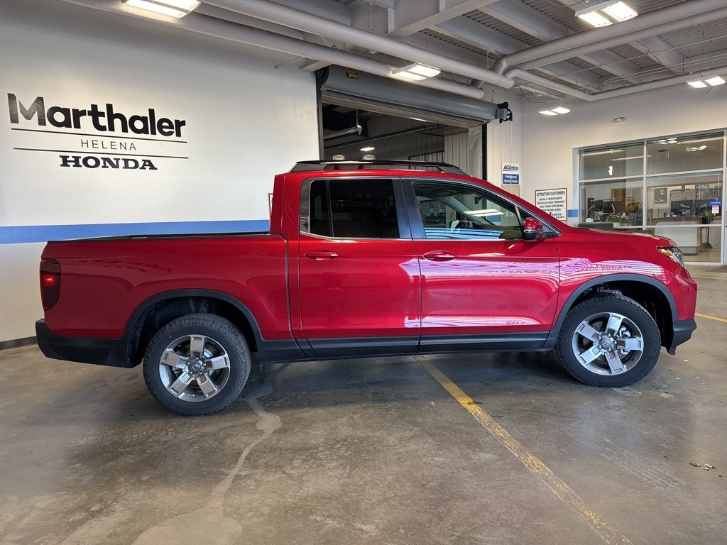 2025 Honda Ridgeline RTL w/ Utility Pkg