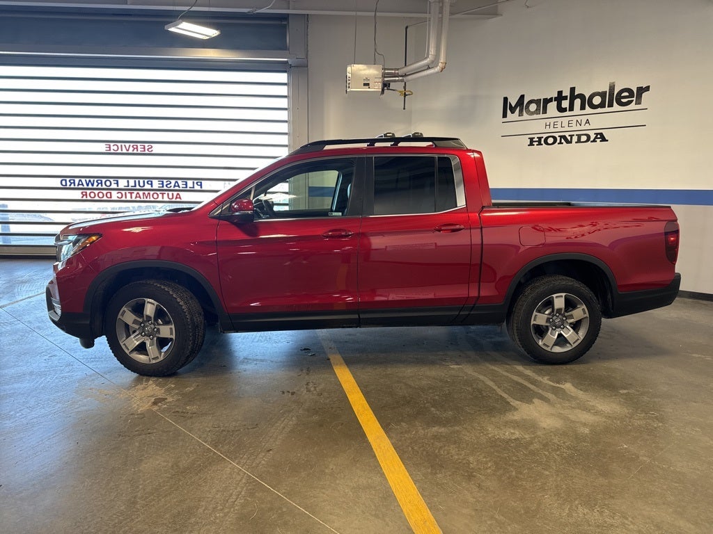 2025 Honda Ridgeline RTL w/ Utility Pkg