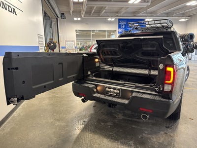 2025 Honda Ridgeline RTL w/ Utility Pkg