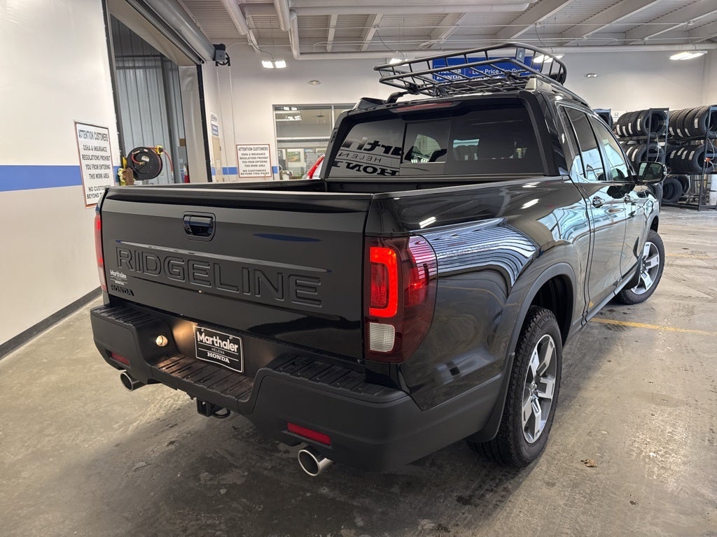2025 Honda Ridgeline RTL w/ Utility Pkg