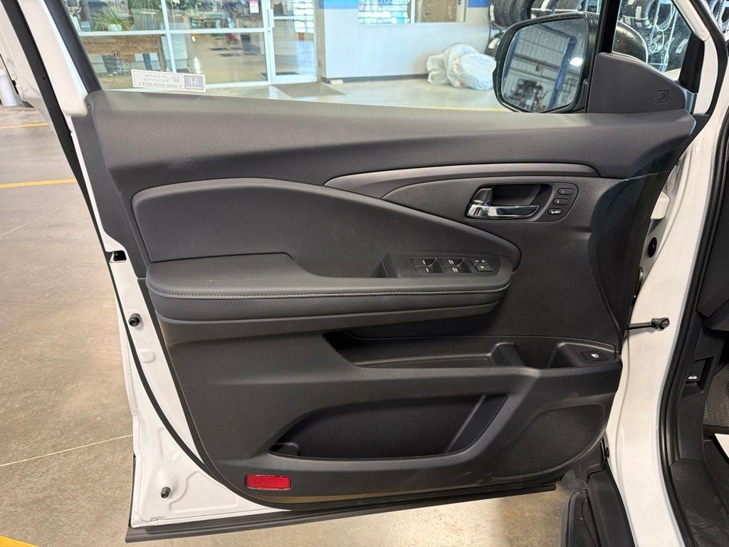 2026 Honda Ridgeline RTL w/ Utility Pkg