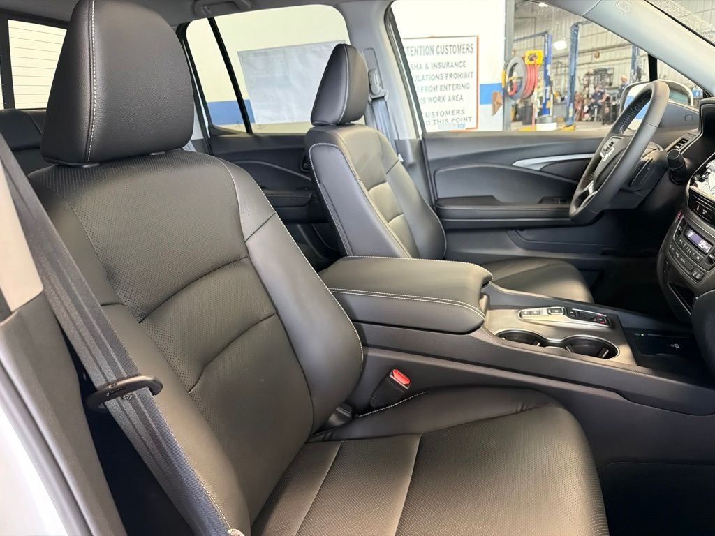 2026 Honda Ridgeline RTL w/ Utility Pkg