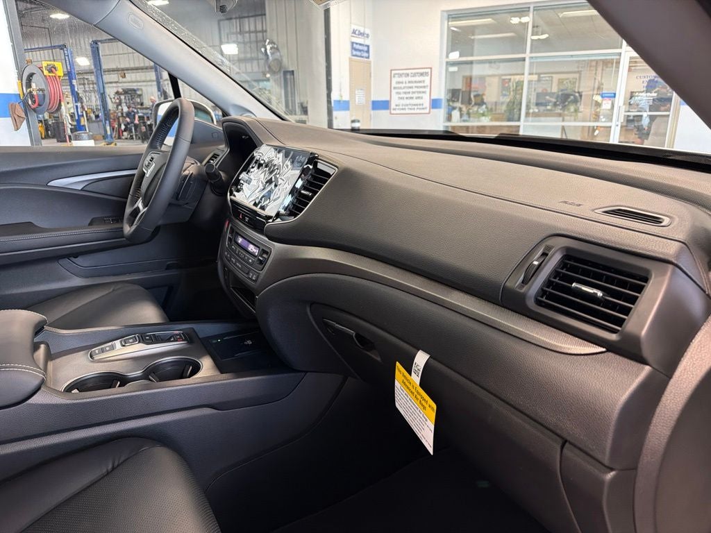 2026 Honda Ridgeline RTL w/ Utility Pkg