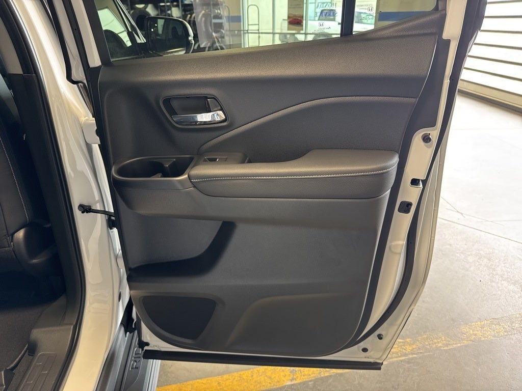 2025 Honda Ridgeline RTL Utility + Pkg