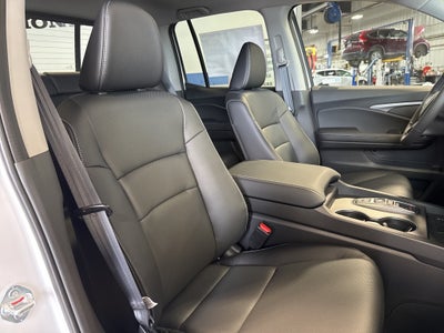 2025 Honda Ridgeline RTL Utility + Pkg