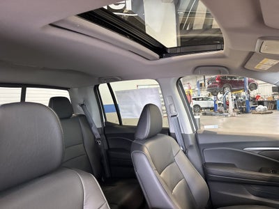 2025 Honda Ridgeline RTL Utility + Pkg
