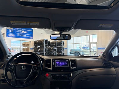 2019 Honda Ridgeline RTL-T w/ Nav