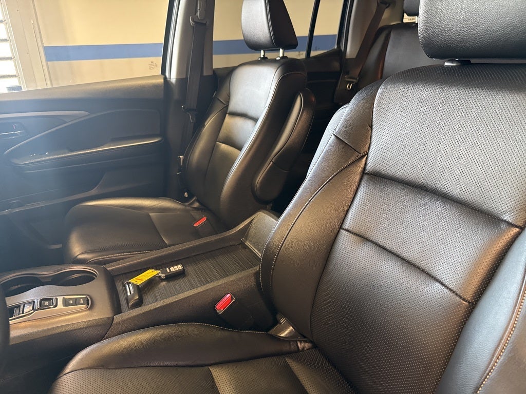 2023 Honda Ridgeline RTL-E w/ NAV & Honda Sensing