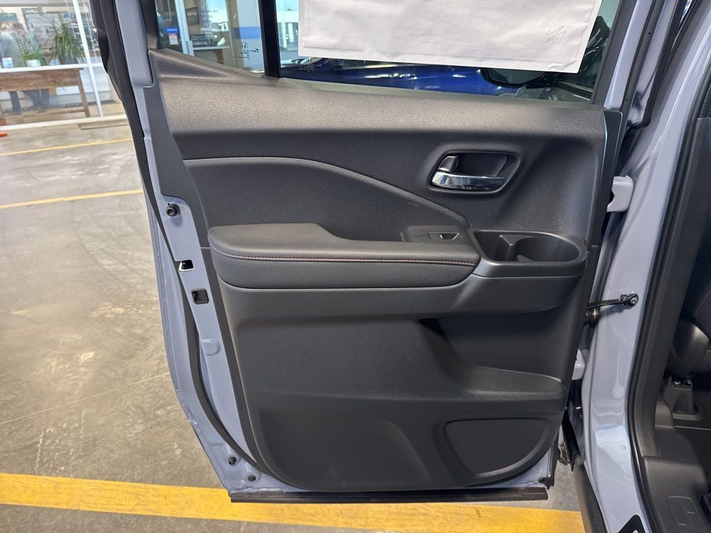 2026 Honda Ridgeline Black Edition Utility & Function Pkg