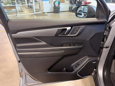2026 Buick Enclave Preferred w/ Technology & Trailering Pkg