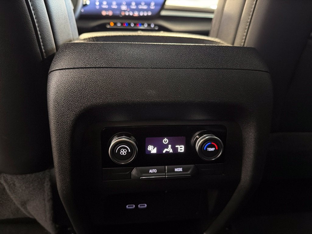 2026 Buick Enclave Preferred w/ Technology & Trailering Pkg